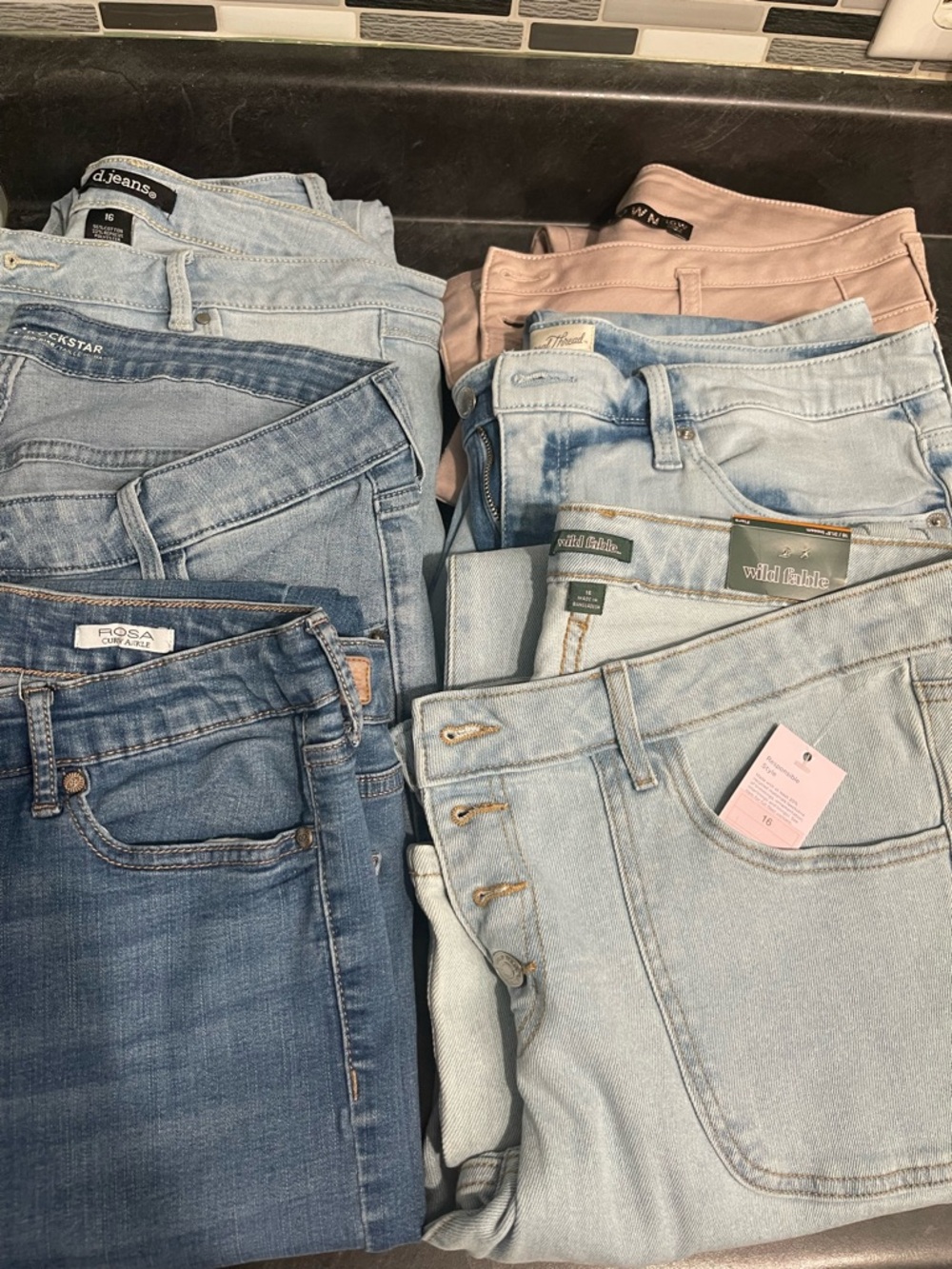 Mixed Women’s Jeans Bundle - Light Blue, Dark Blue & Pink Options